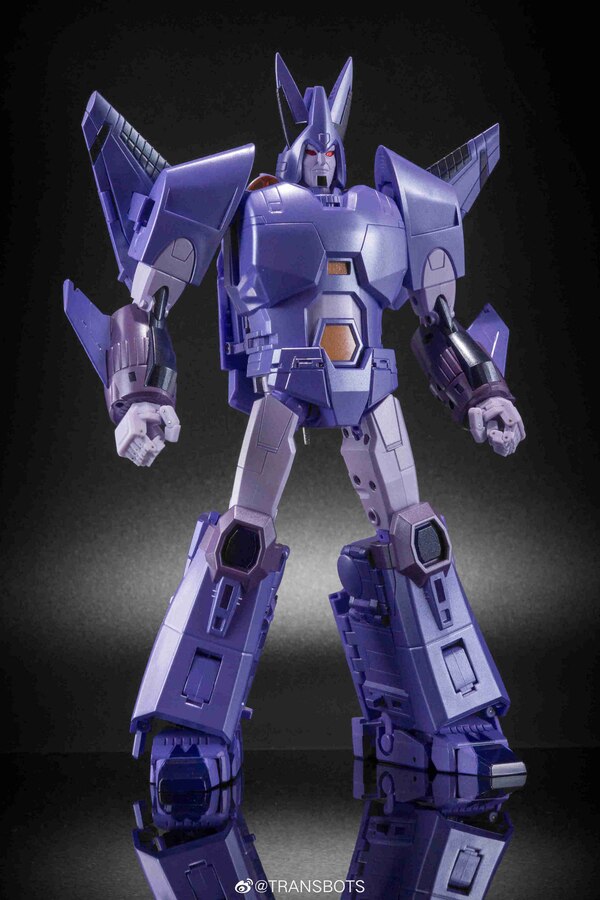 X Transbots MX 3+ Eligos (Cyclonus) Metallic Edition Image  (7 of 17)